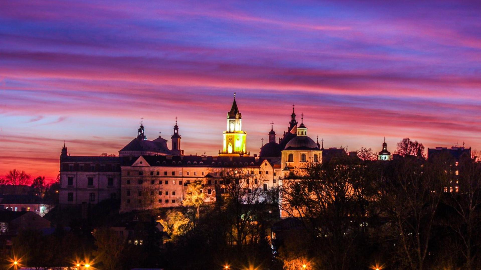 A Pousada Dom Tu I Teraz Lublin Exterior foto